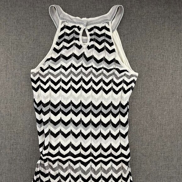 NEW! White House Black market Cheveron Stripe Dress Sleeveless Scoop Neck Small - Picture 14 of 16